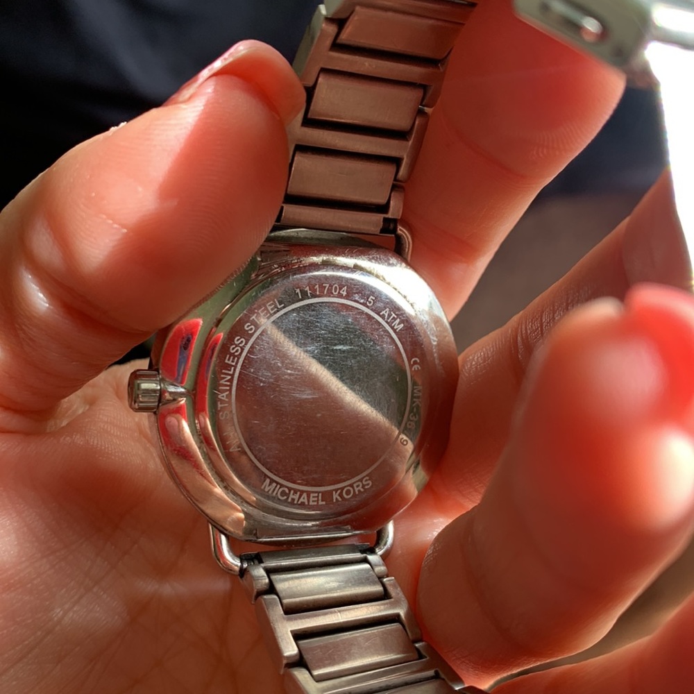 Michael Kors Watch - Picture 7 of 7